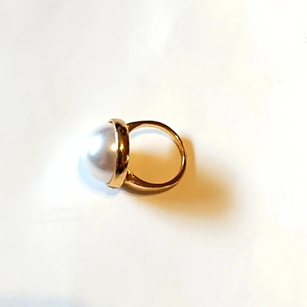 Fashion Ring - Picture 2 of 4